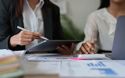 開(kāi)曼群島注冊(cè)公司流程復(fù)雜嗎？